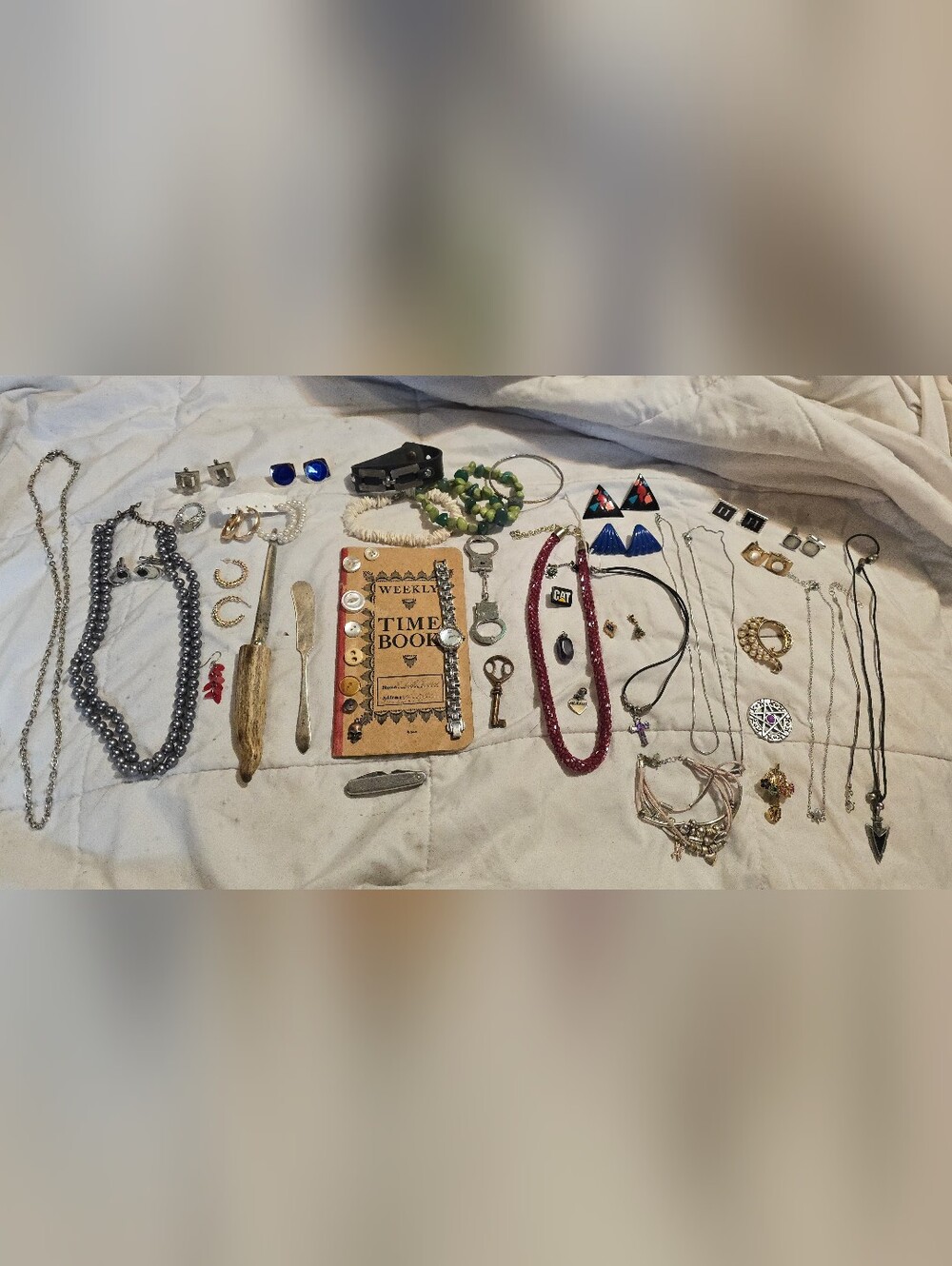 Vintage COSTUME JEWELRY ++ LOT Citizen Watch (Scratched Face)